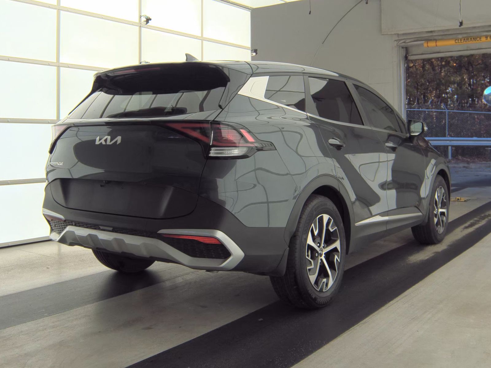 2025 Kia Sportage EX FWD