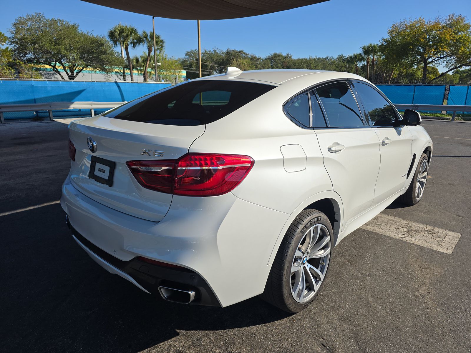 2017 BMW X6 xDrive50i AWD