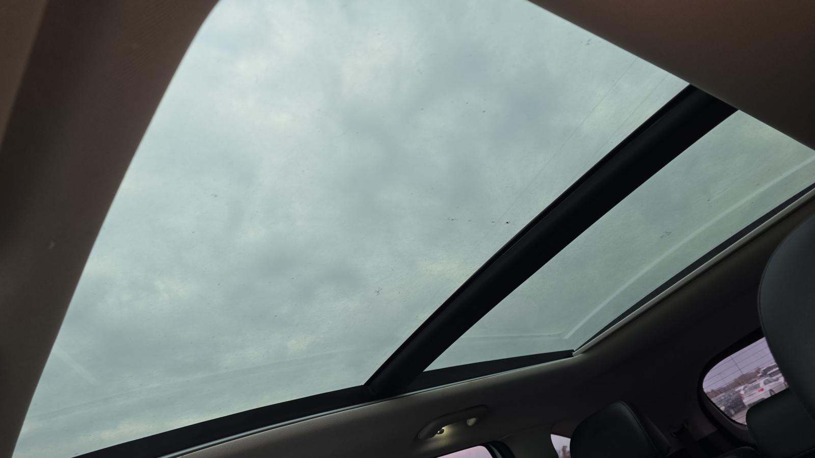 2023 Kia Sorento S FWD