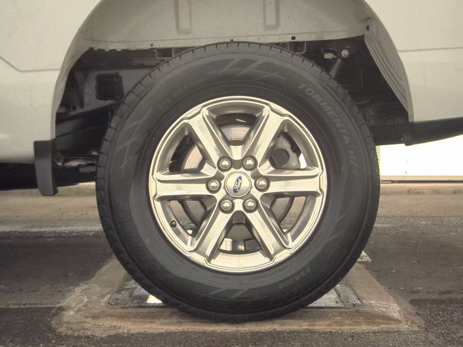 2024 Ford F-150 XLT AWD