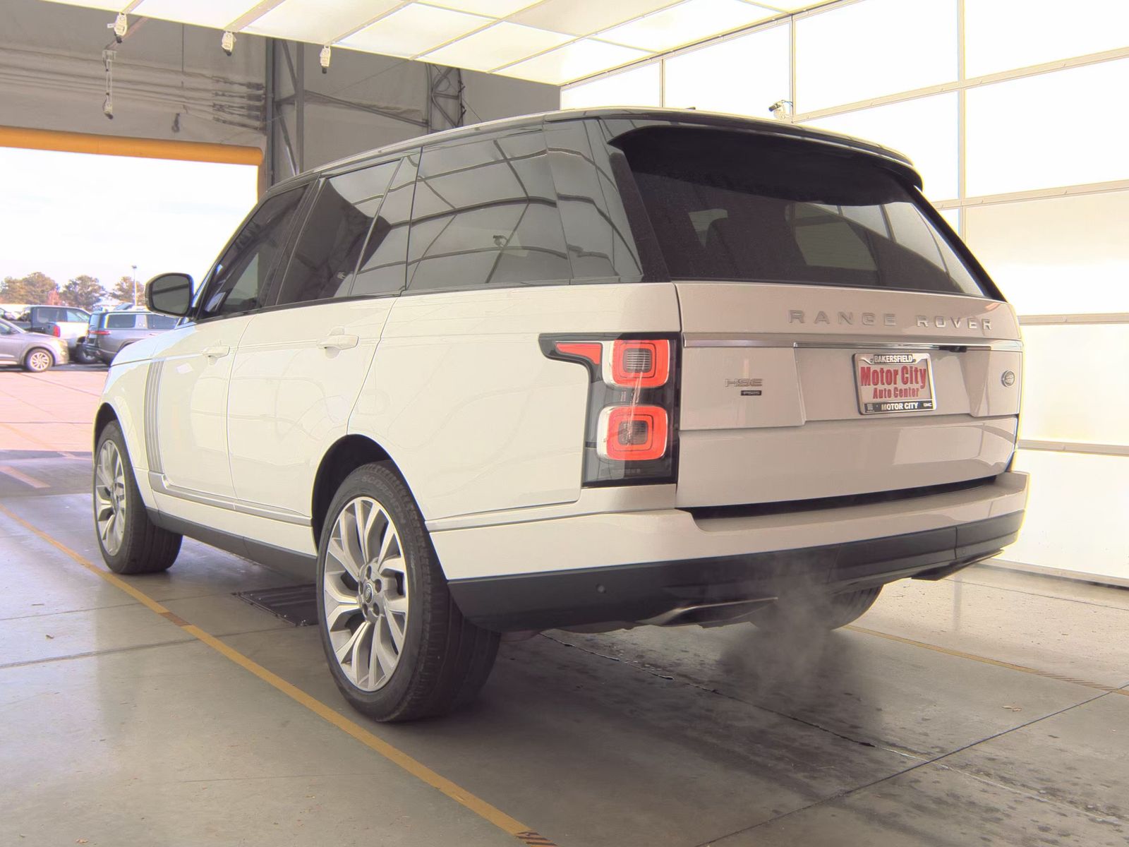 2022 Land Rover Range Rover P525 Westminster AWD