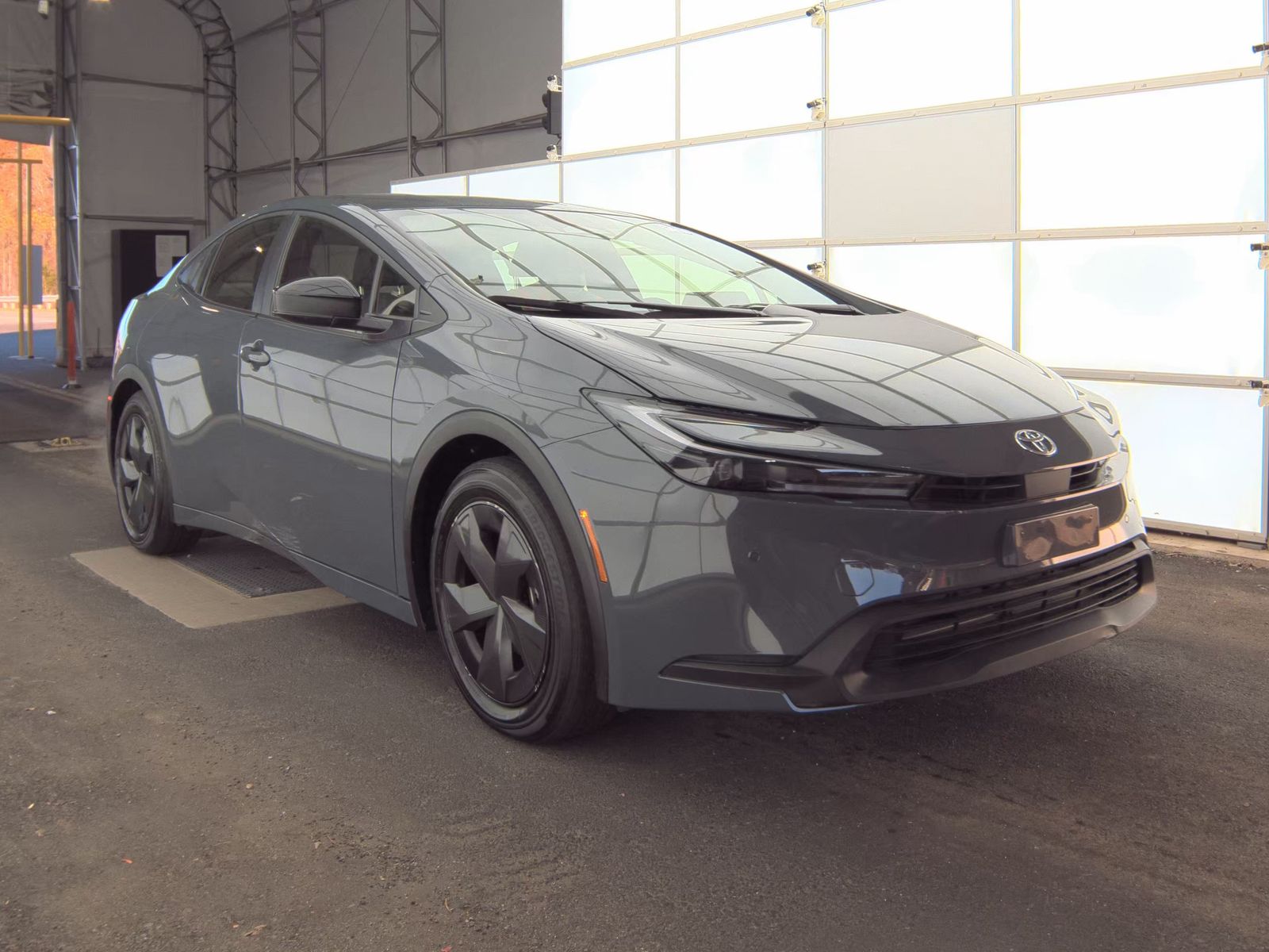 2025 Toyota Prius LE FWD