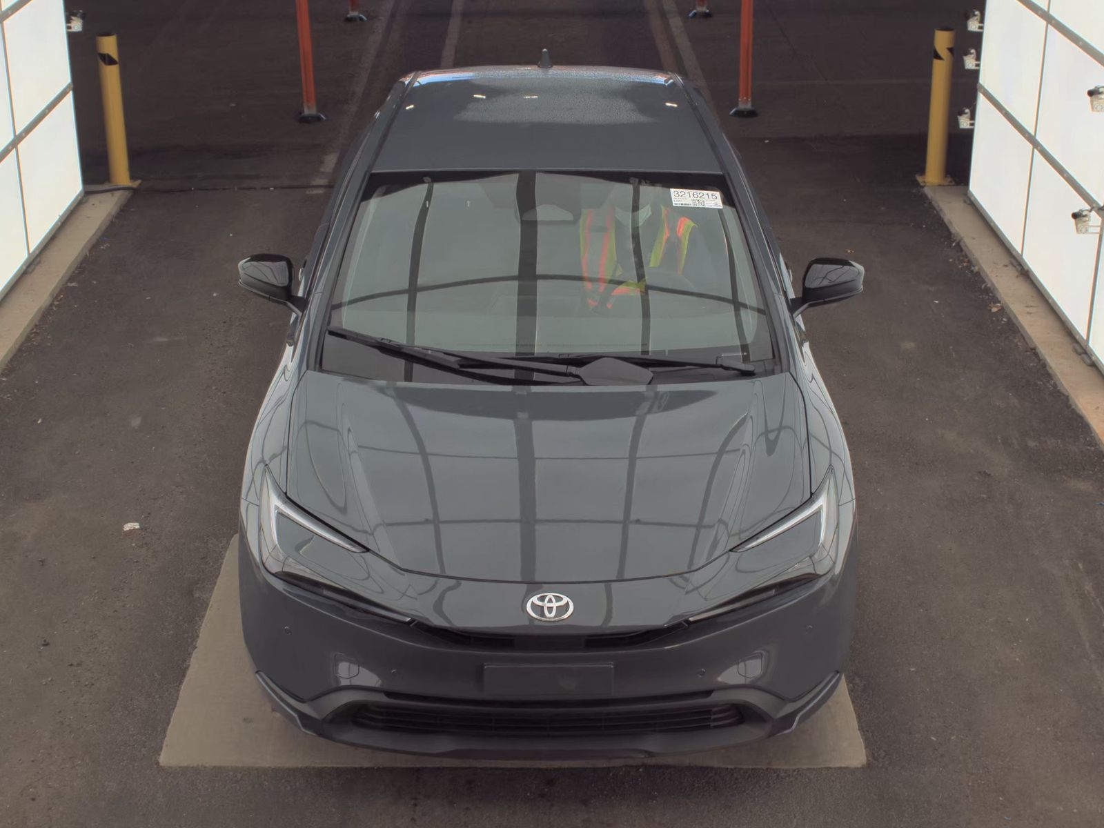 2025 Toyota Prius LE FWD