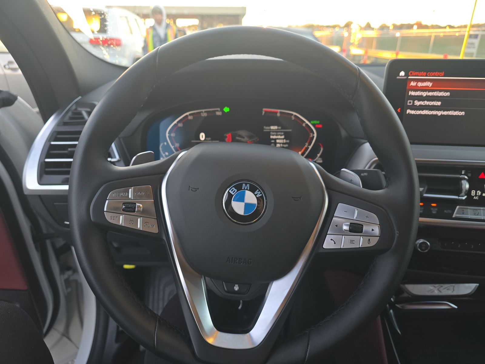 2025 BMW X4 xDrive30i AWD