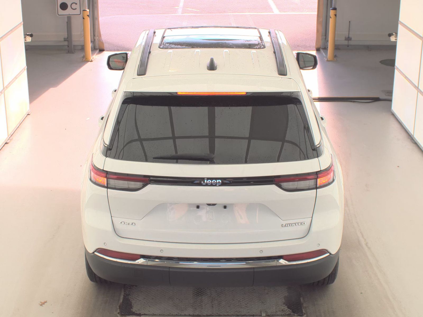 2022 Jeep Grand Cherokee Limited AWD