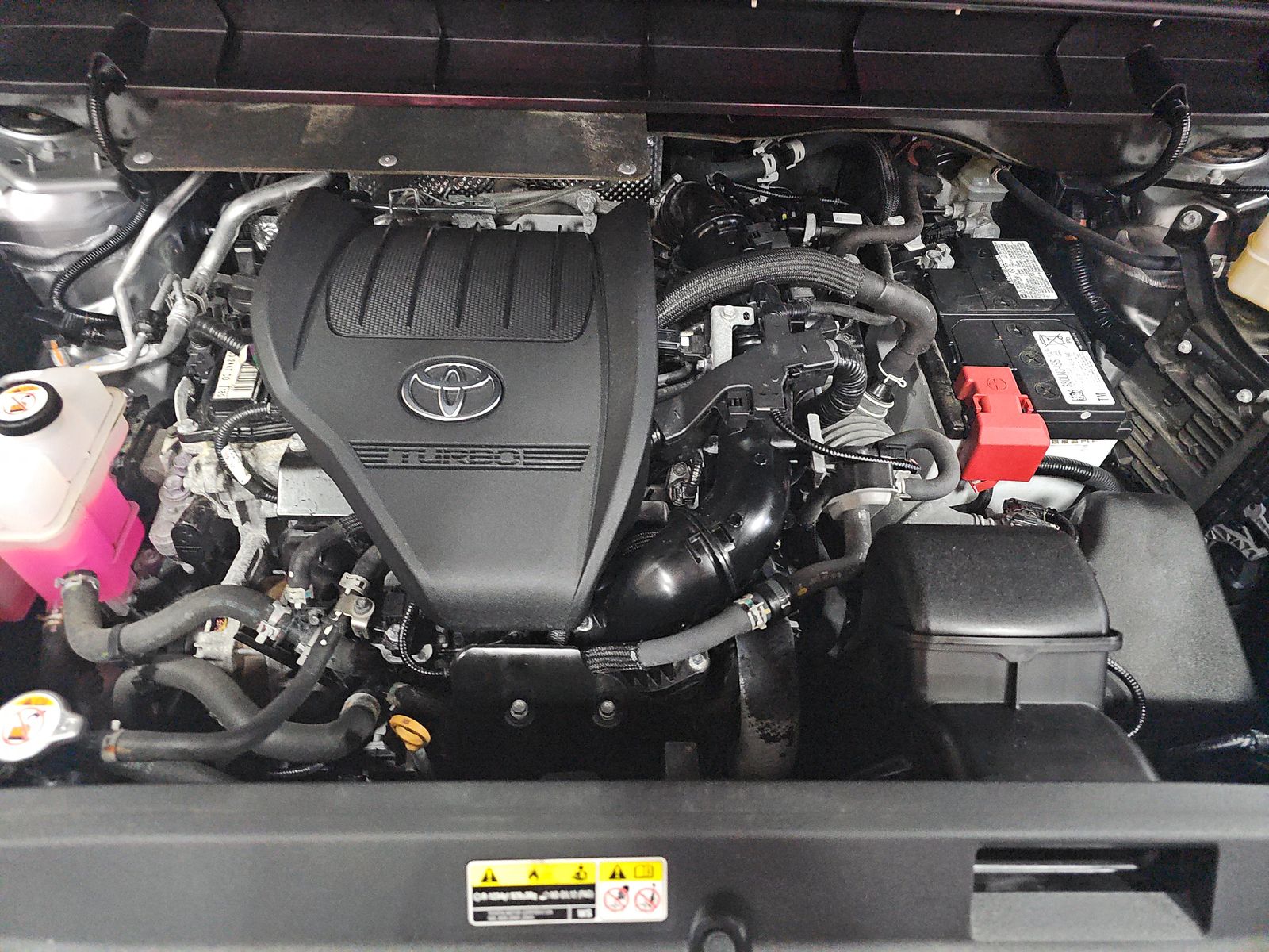 2023 Toyota Highlander LE FWD