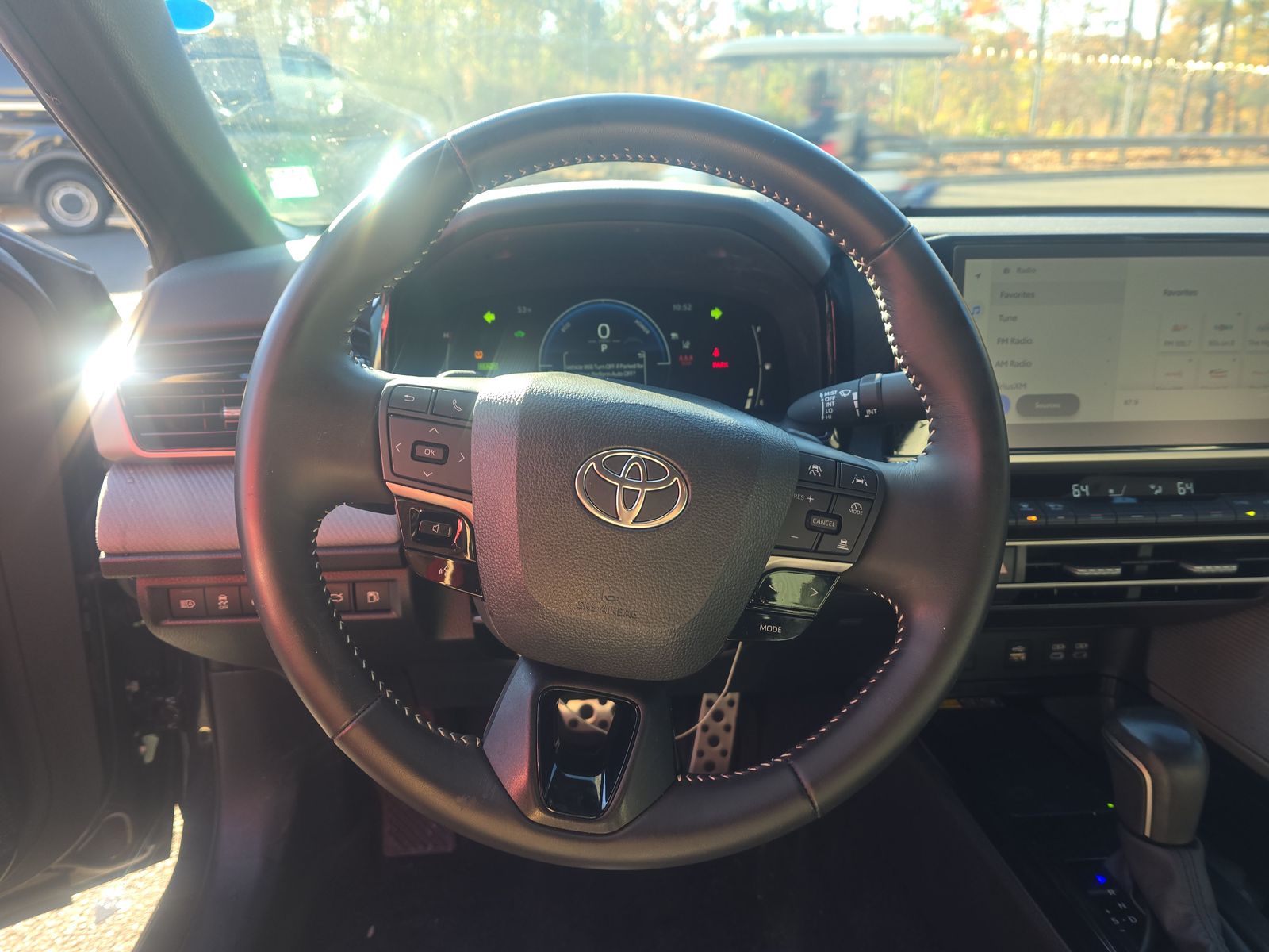 2025 Toyota Camry SE FWD