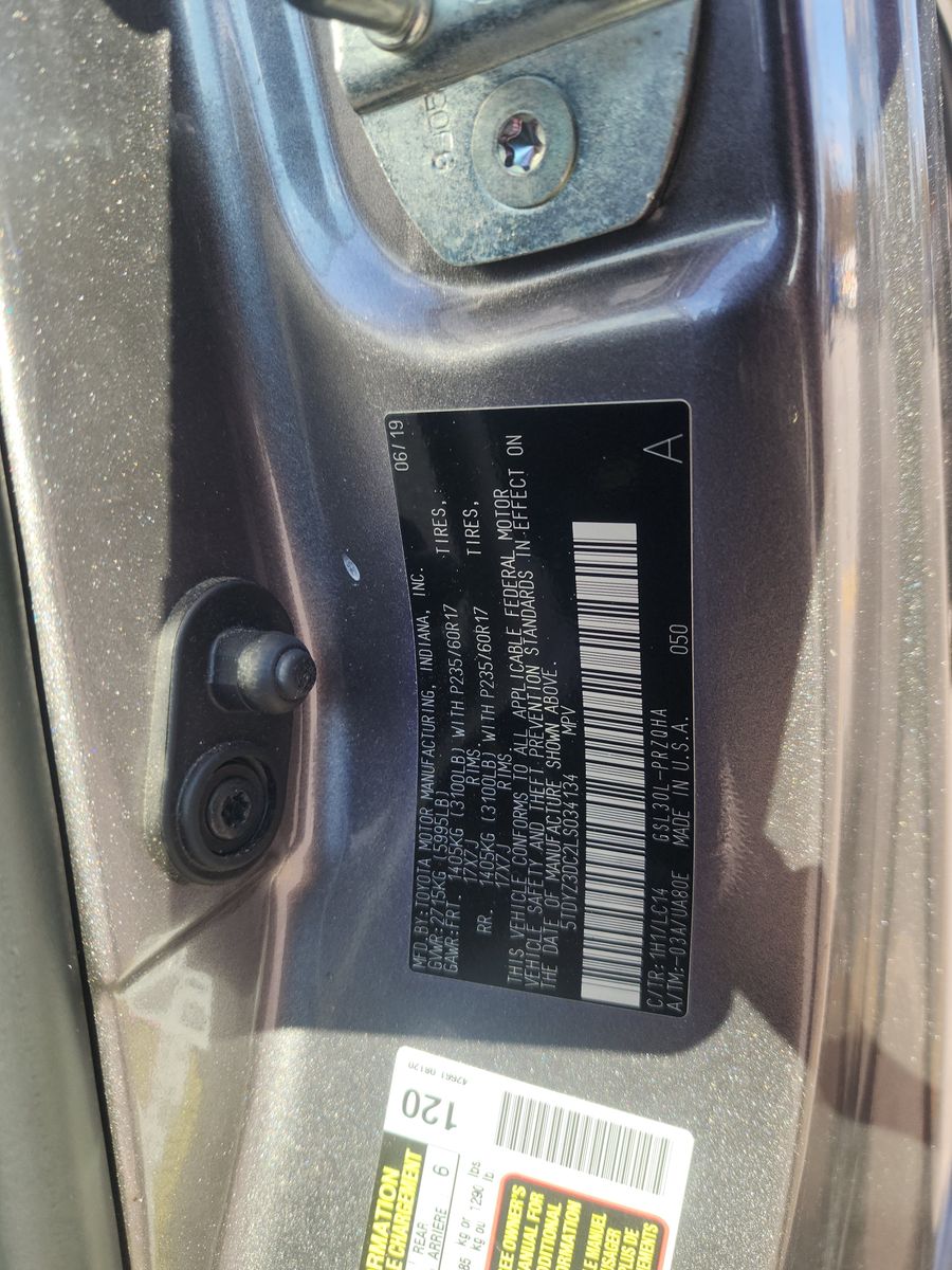 2020 Toyota Sienna XLE FWD