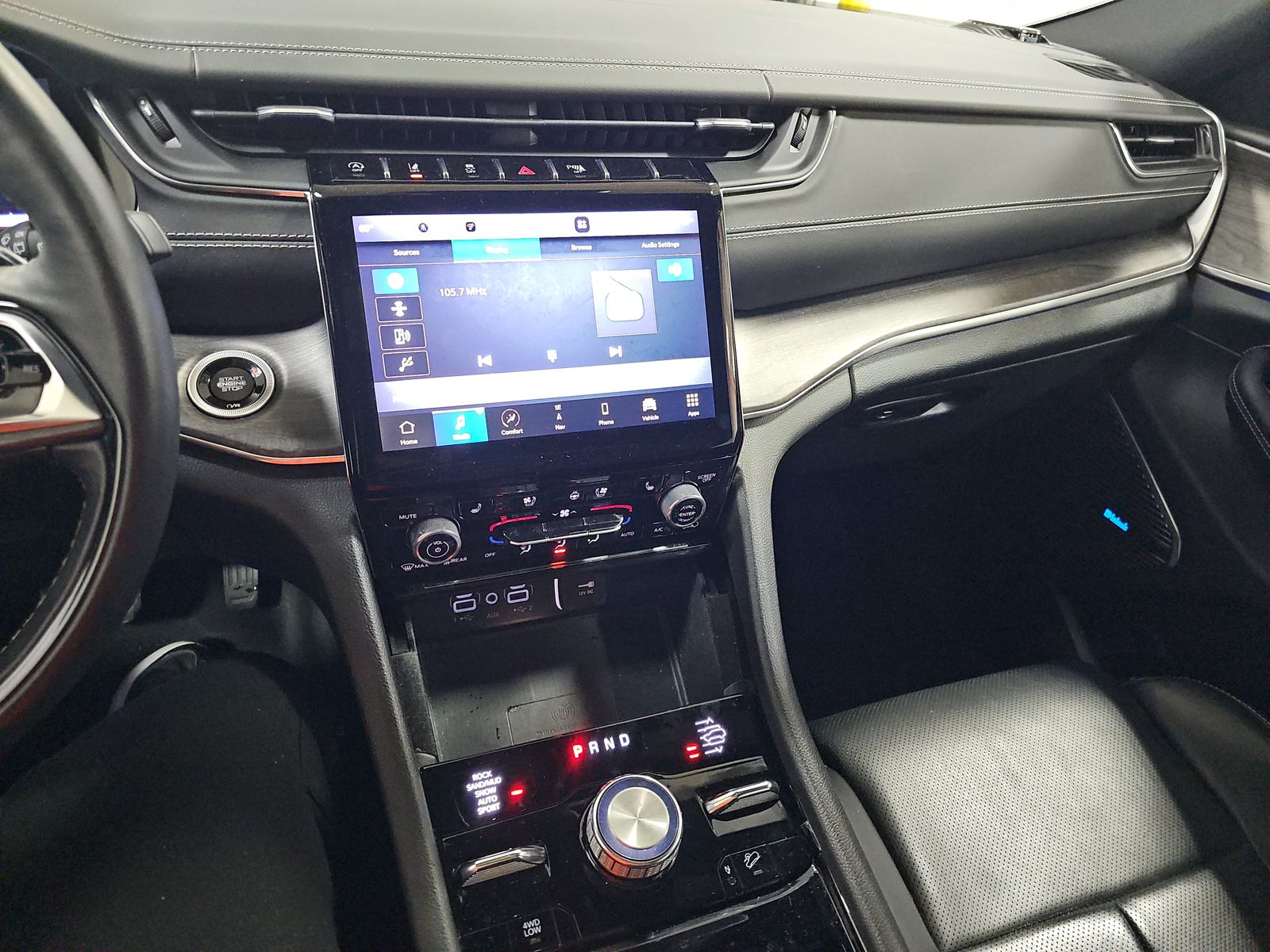 2022 Jeep Grand Cherokee Overland AWD