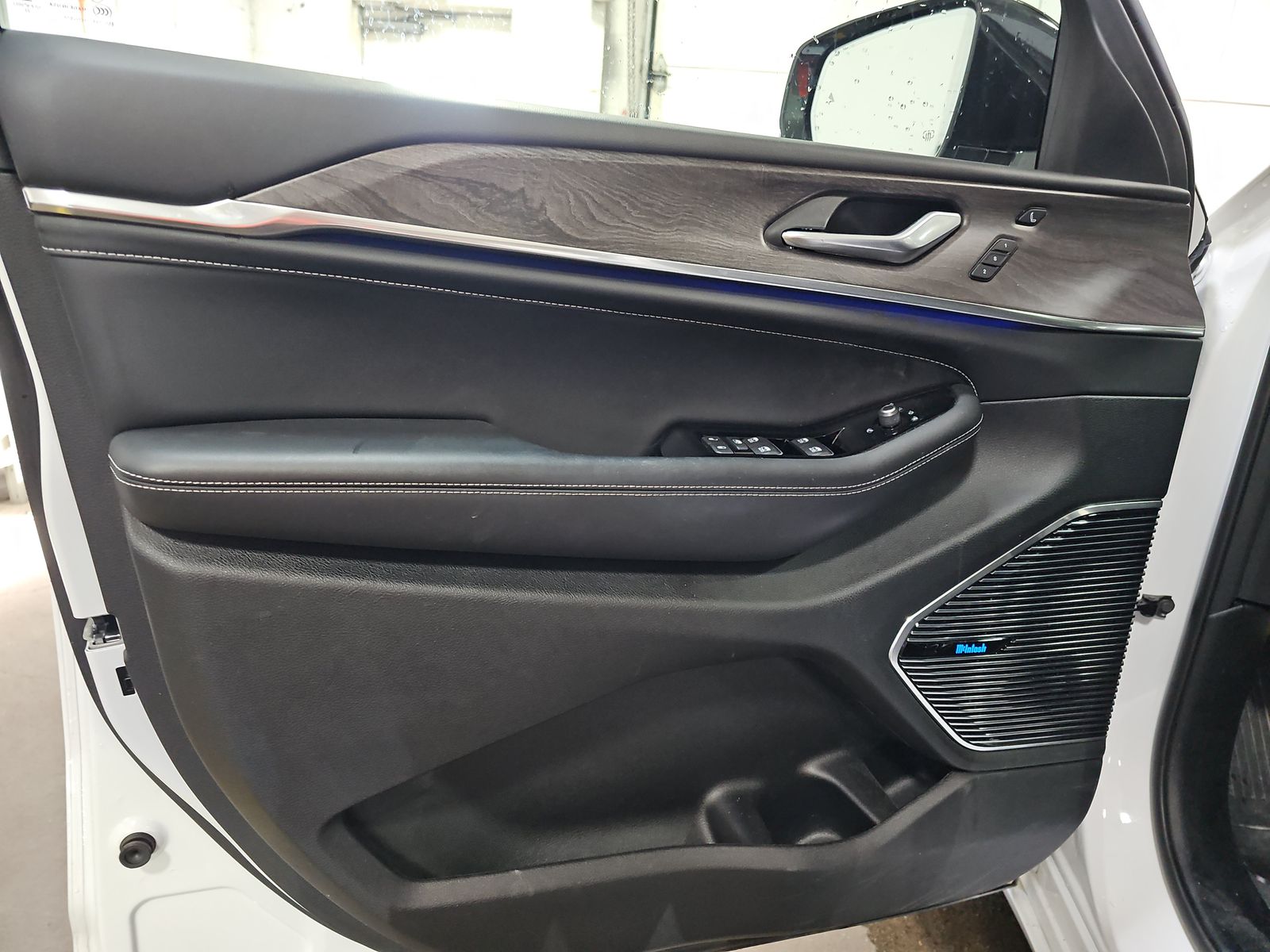 2022 Jeep Grand Cherokee Overland AWD