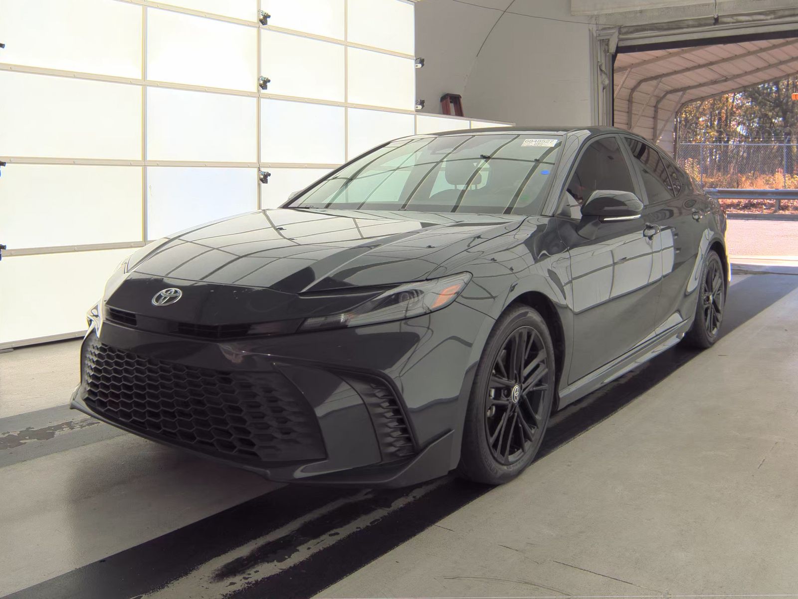 2025 Toyota Camry SE FWD