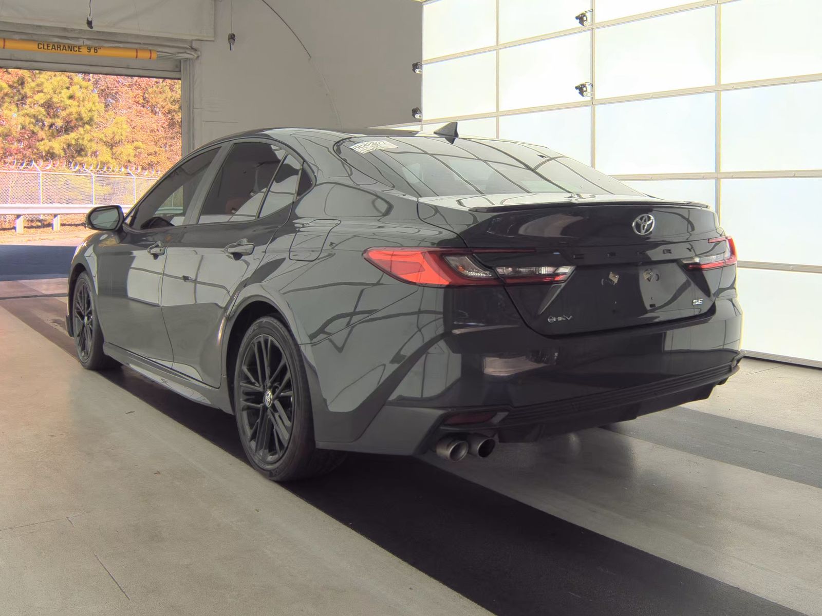 2025 Toyota Camry SE FWD