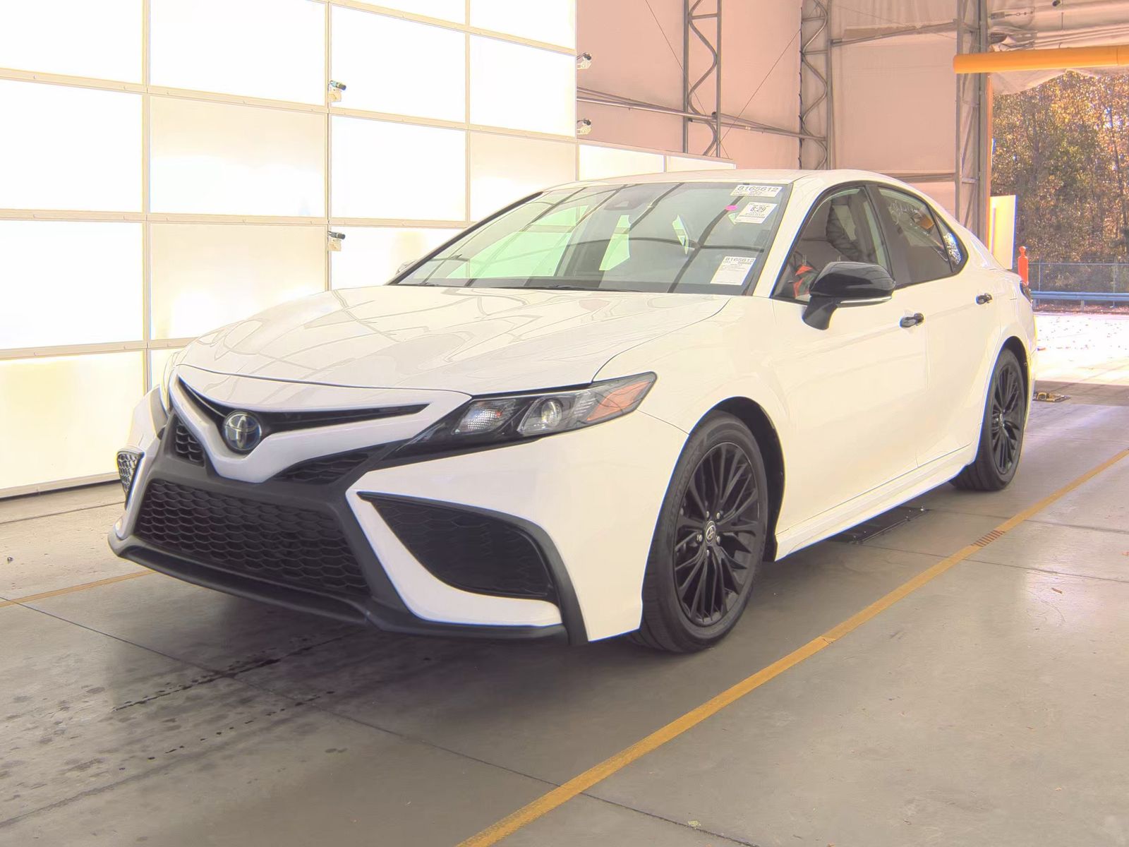 2022 Toyota Camry Hybrid Nightshade FWD