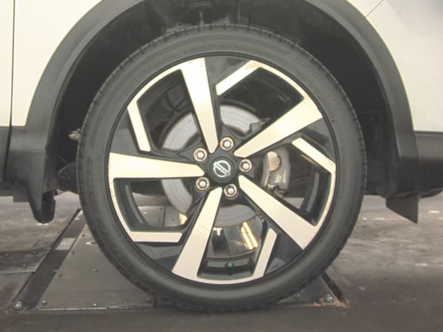 2022 Nissan Rogue Sport SL AWD