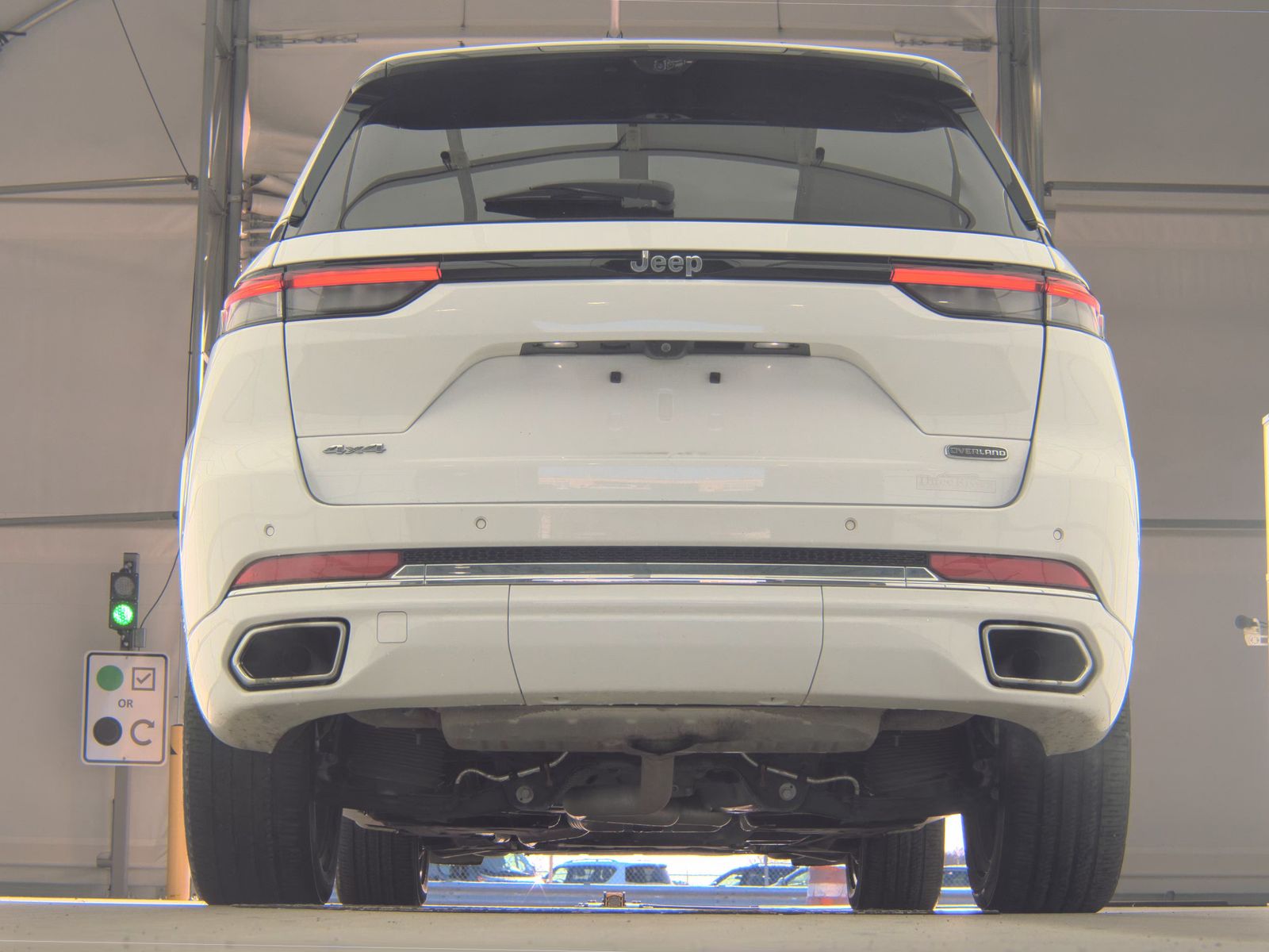 2022 Jeep Grand Cherokee Overland AWD