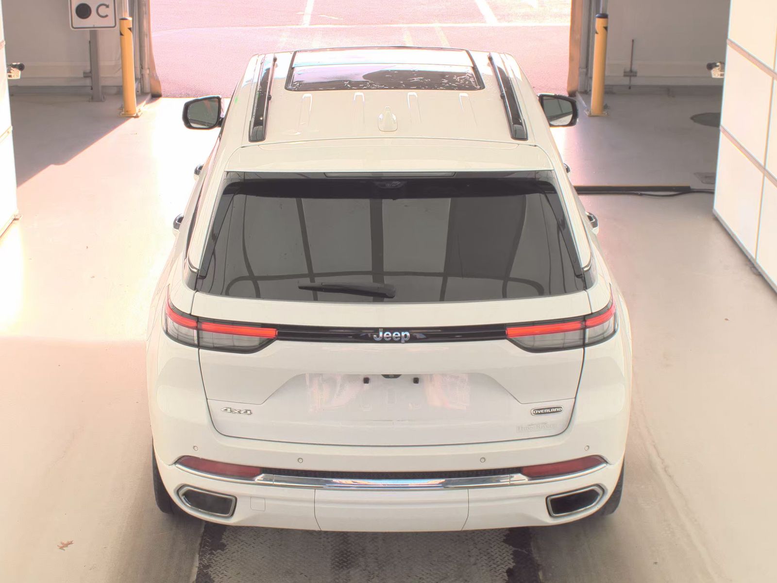 2022 Jeep Grand Cherokee Overland AWD