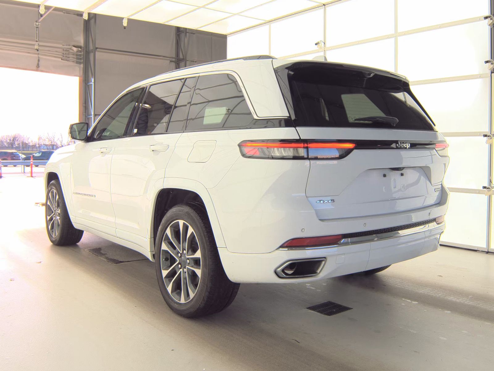 2022 Jeep Grand Cherokee Overland AWD