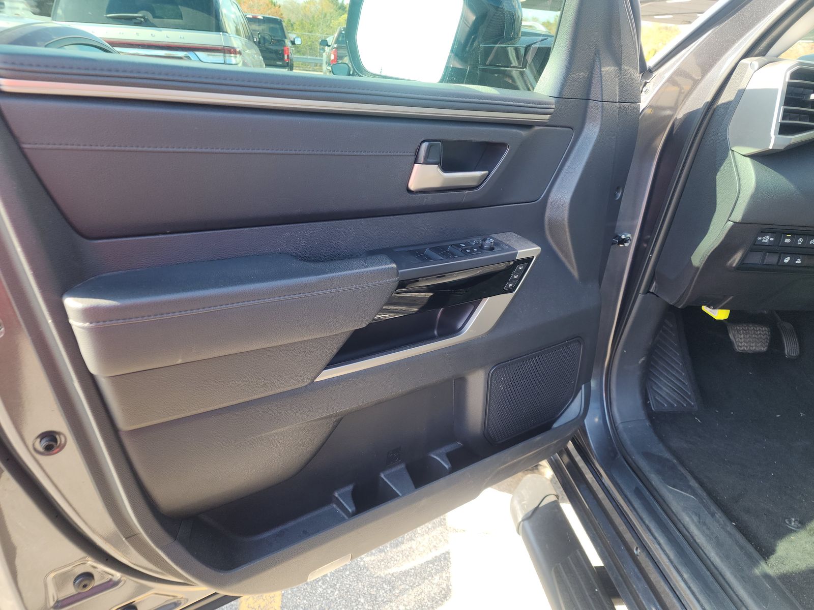 2024 Toyota Tundra Limited RWD