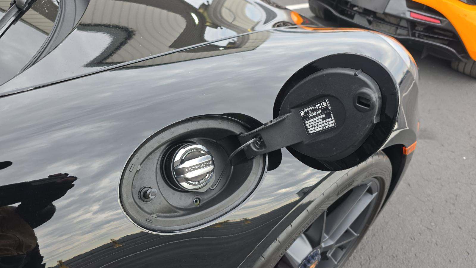 2025 Porsche 911 Carrera GTS RWD