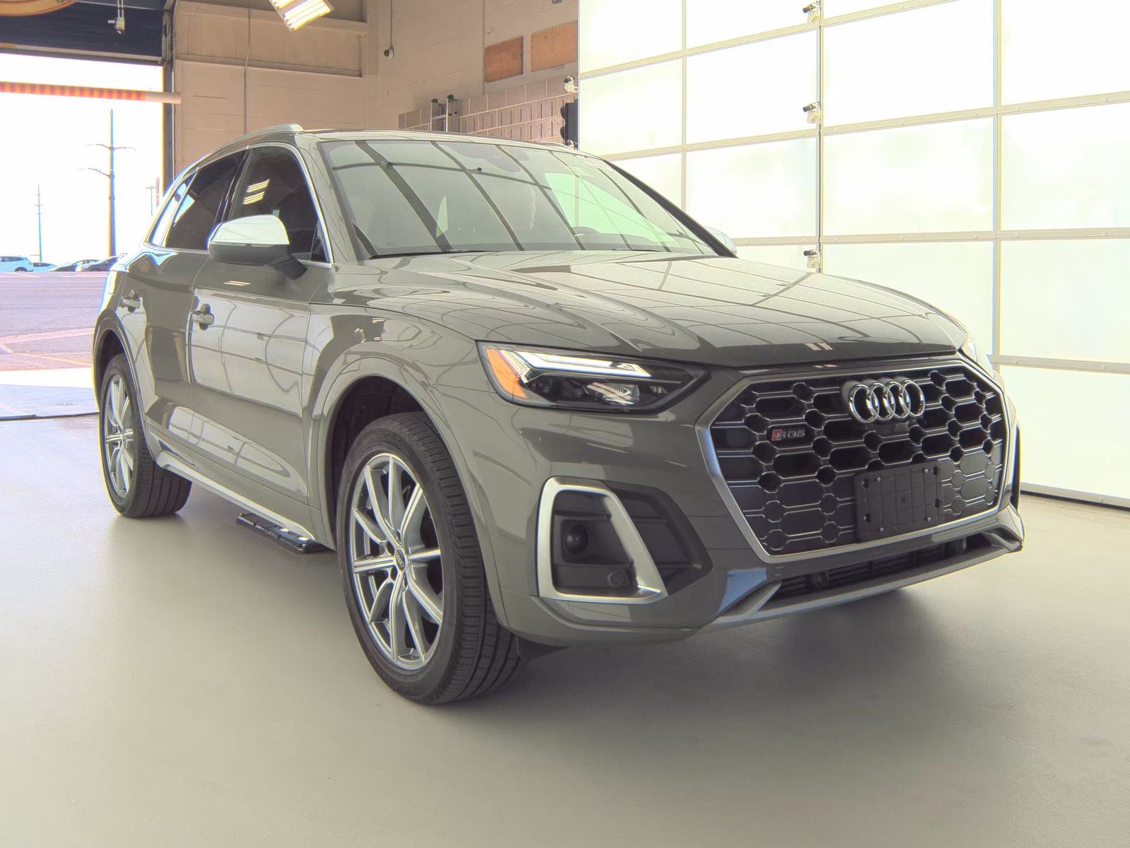 2023 Audi SQ5 Premium Plus AWD