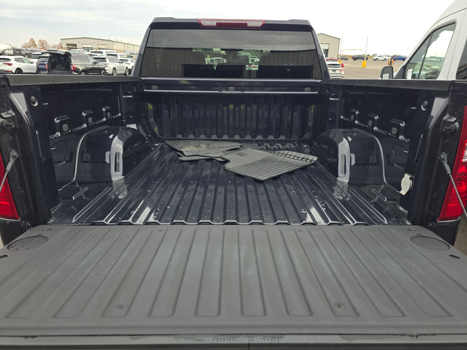 2023 Chevrolet Silverado 1500 LT AWD