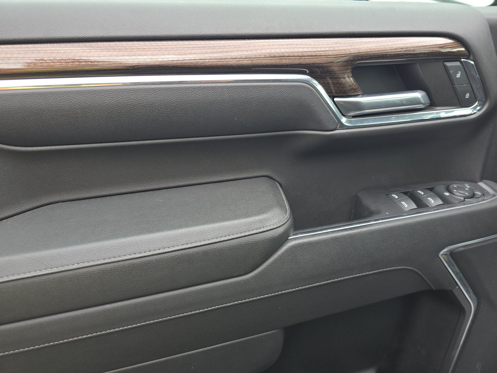 2023 Chevrolet Silverado 1500 LT AWD