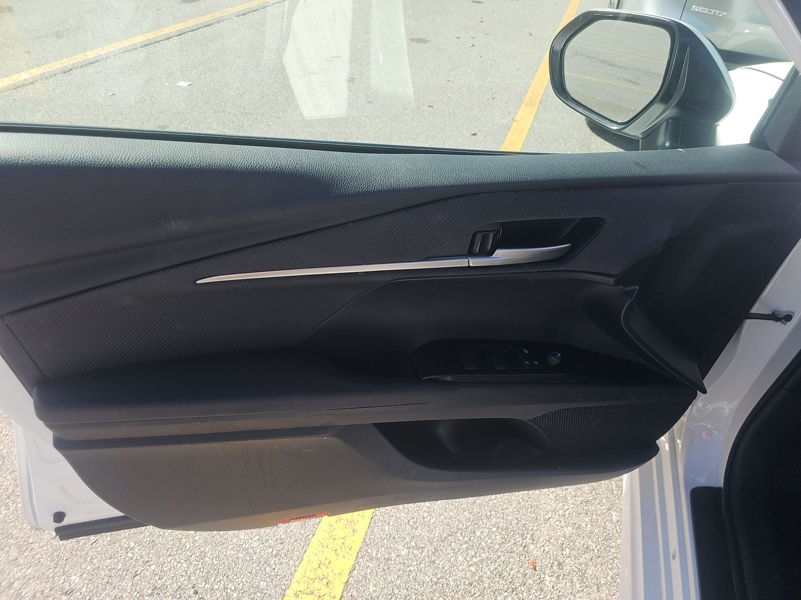 2025 Toyota Camry SE FWD