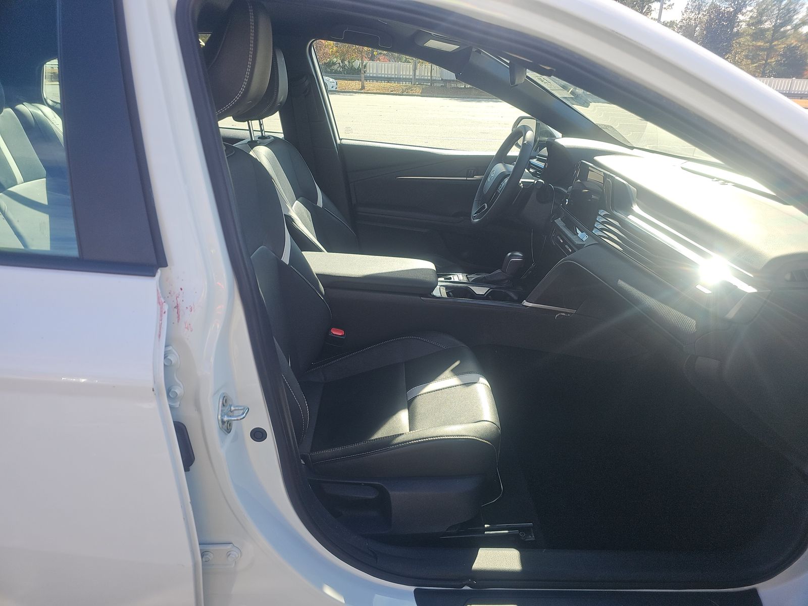 2025 Toyota Camry SE FWD