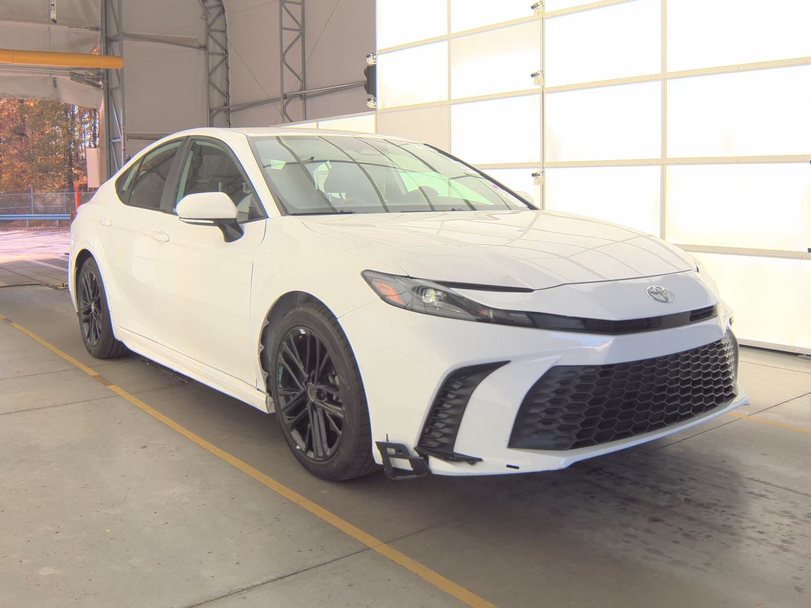 2025 Toyota Camry SE FWD