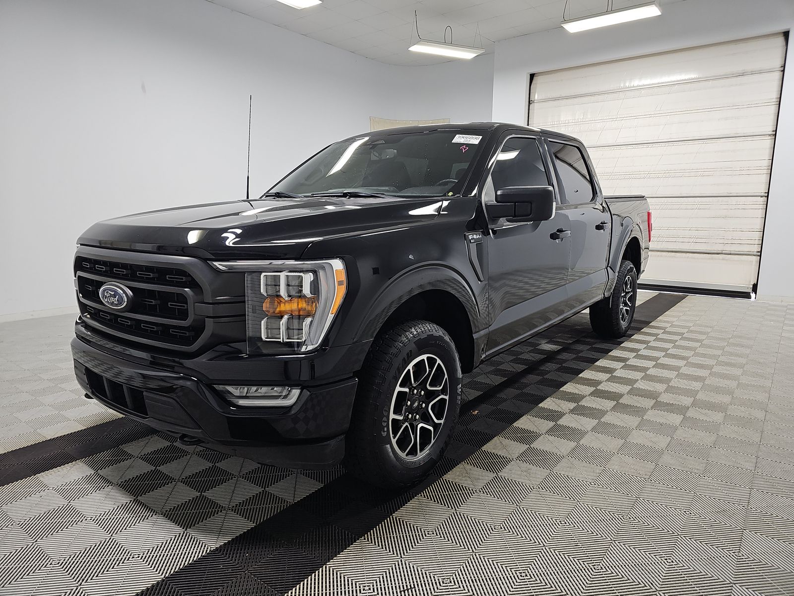 2023 Ford F-150 XLT AWD