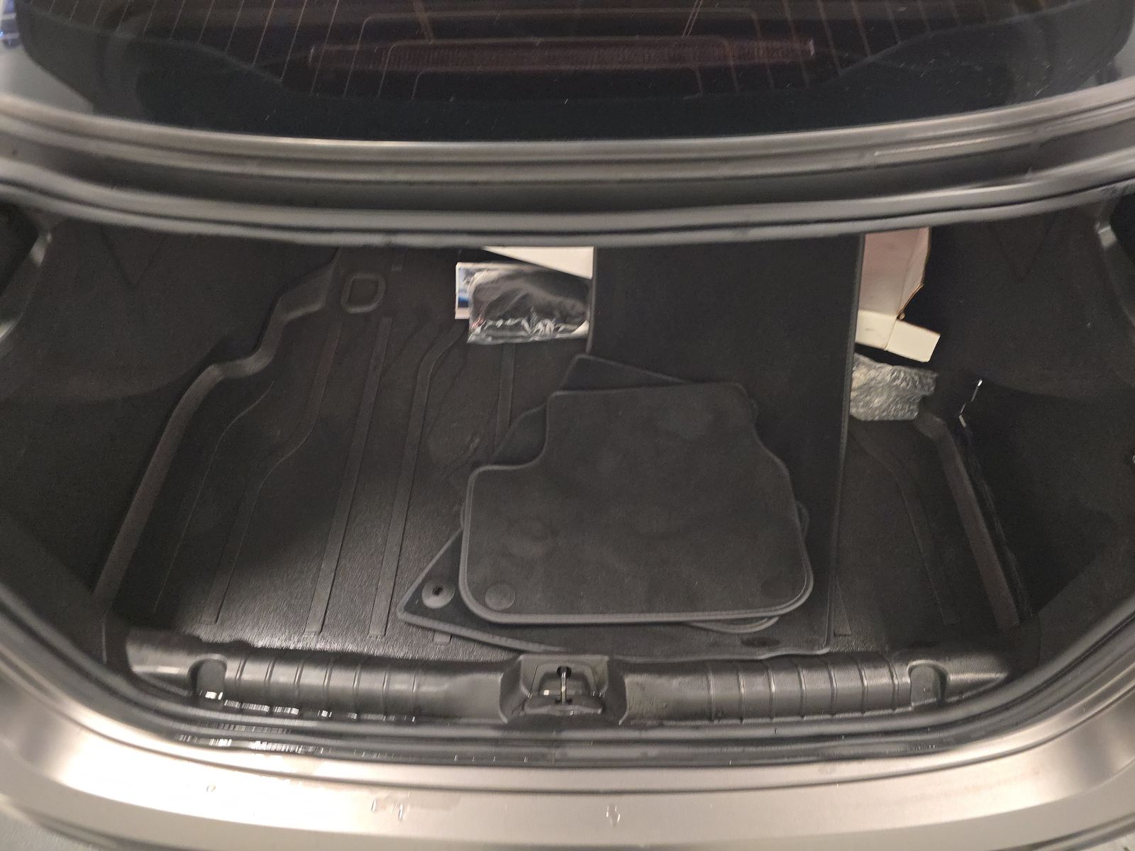 2022 Maserati Ghibli Modena RWD