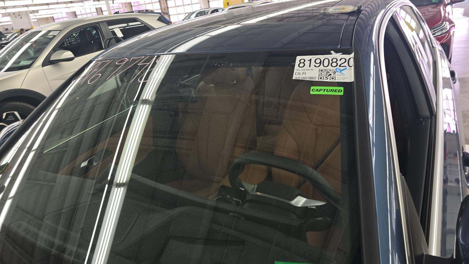 2025 BMW 3 Series 330i xDrive AWD