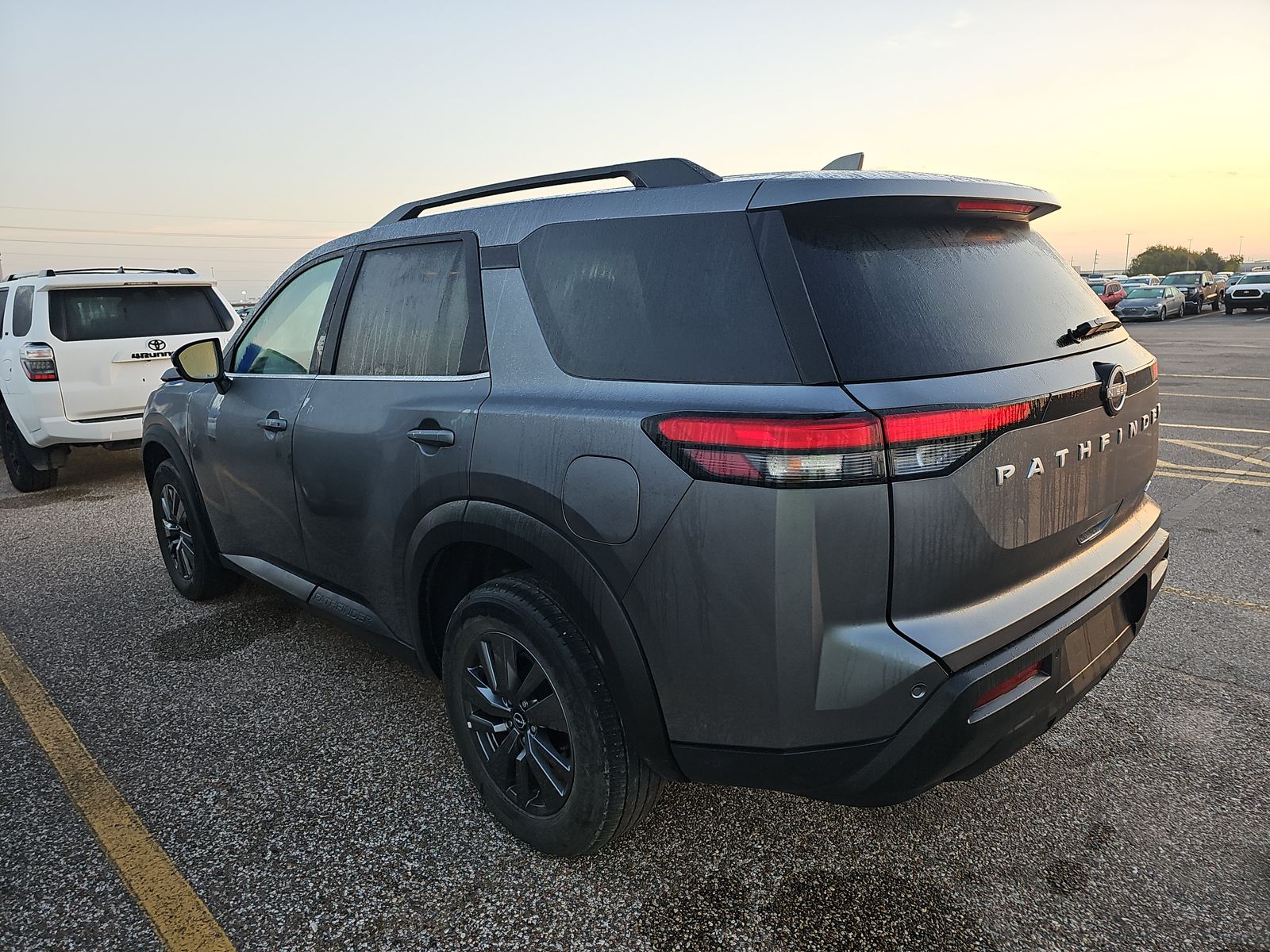 2025 Nissan Pathfinder SV AWD