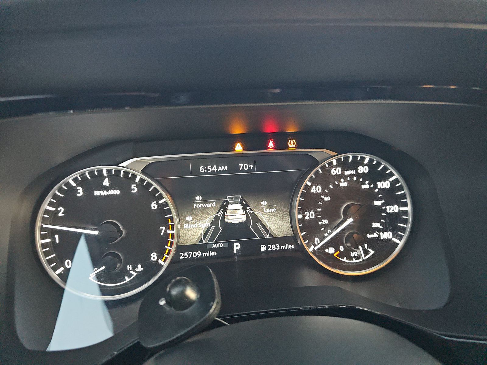 2025 Nissan Pathfinder SV AWD