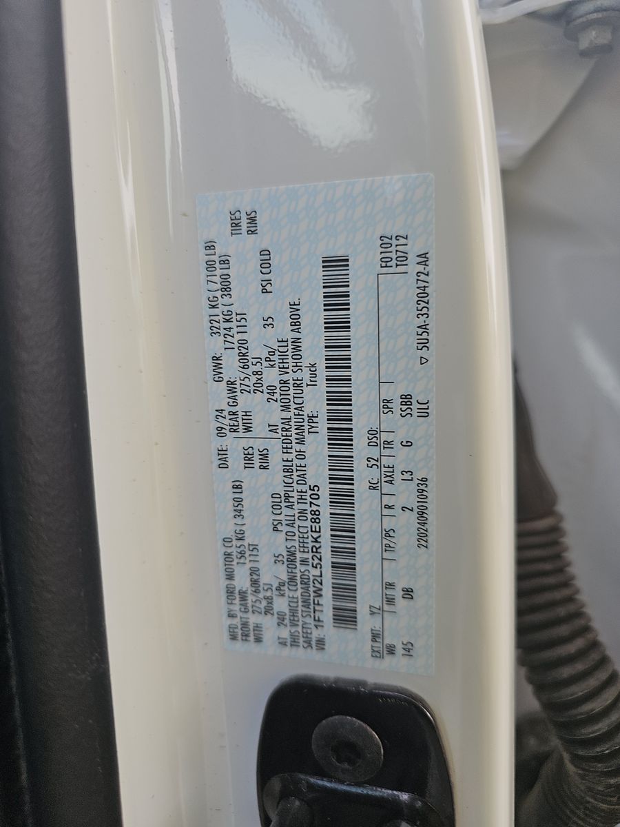 2024 Ford F-150 STX AWD