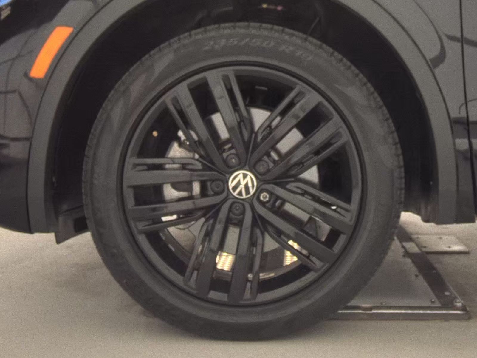 2022 Volkswagen Tiguan 2.0T SE R-Line Black AWD