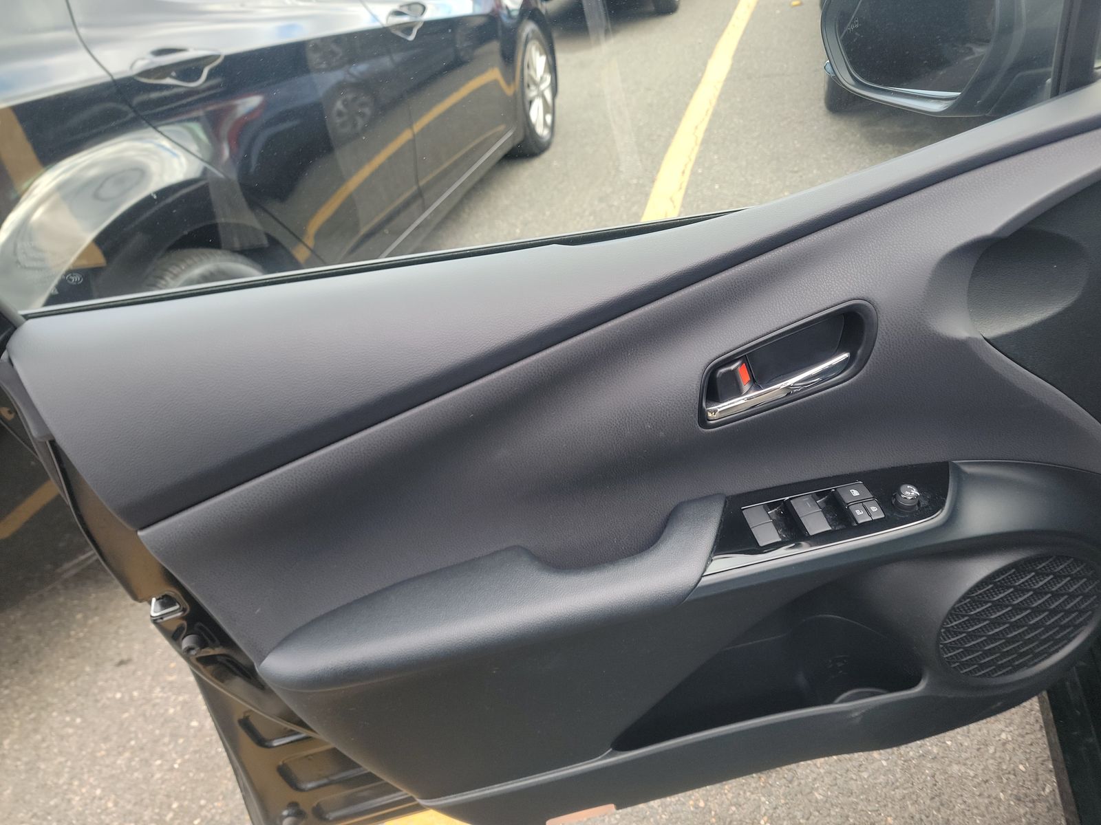 2022 Toyota Prius Prime Limited FWD