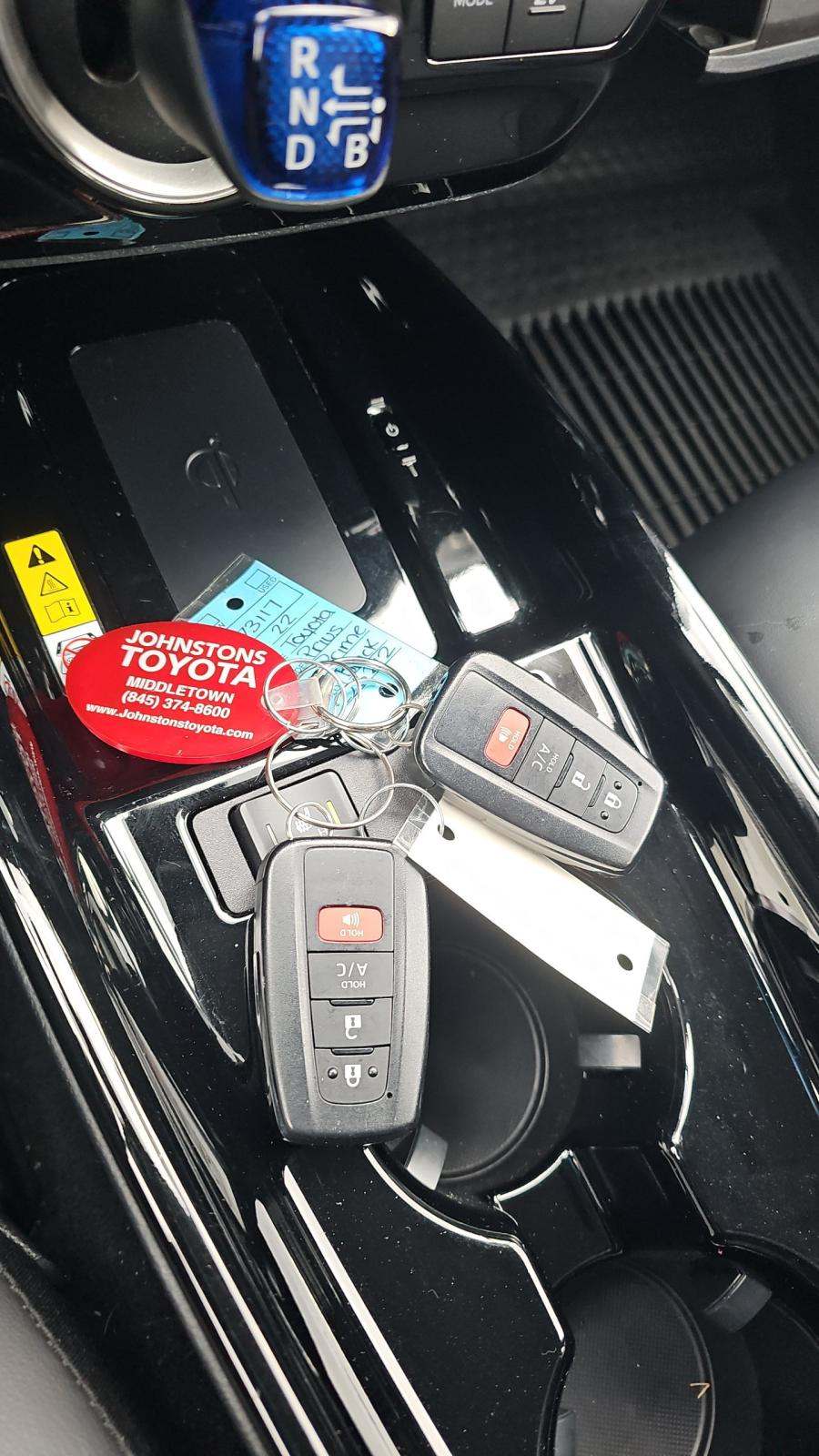 2022 Toyota Prius Prime Limited FWD