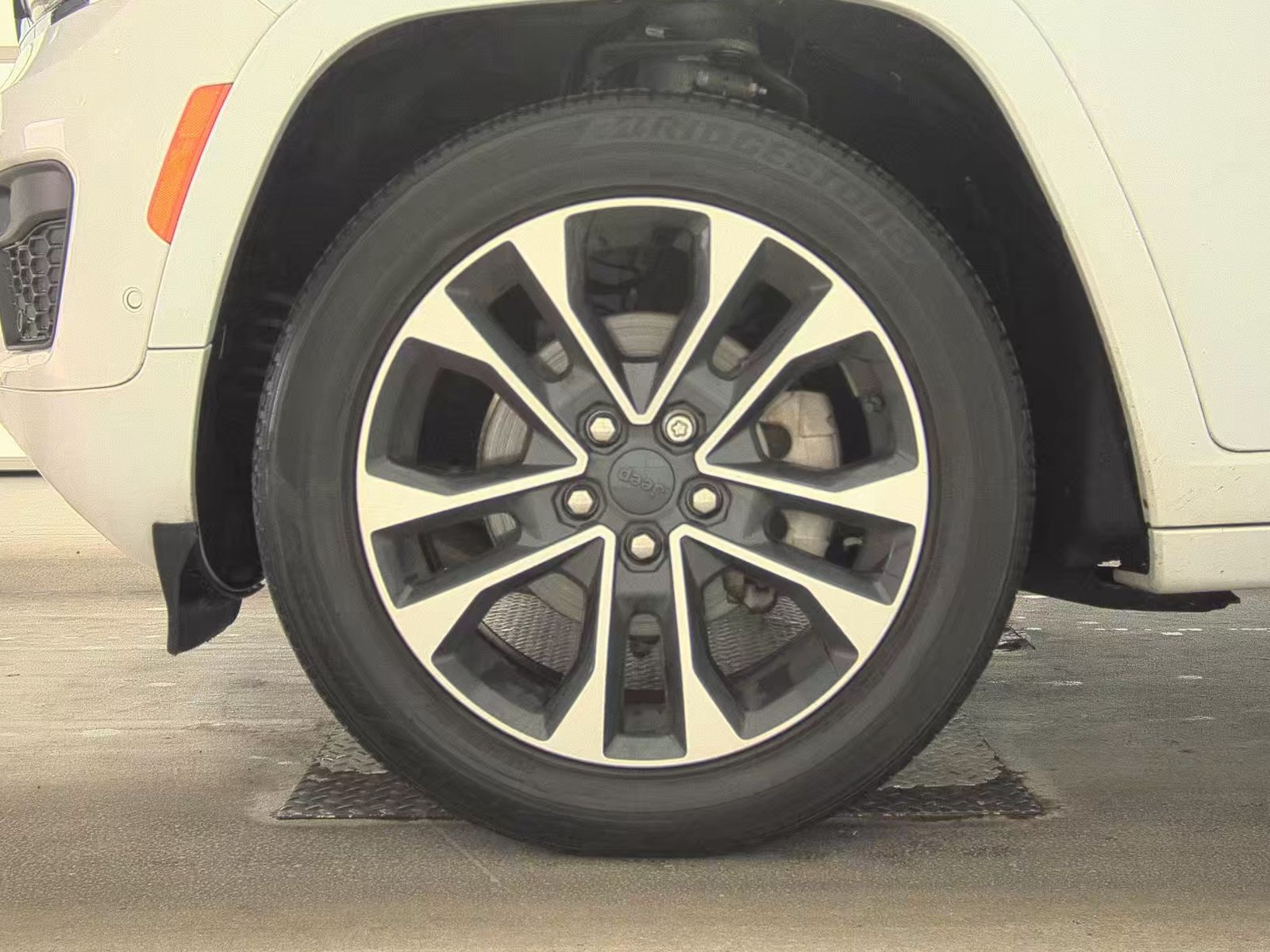 2022 Jeep Grand Cherokee Overland AWD