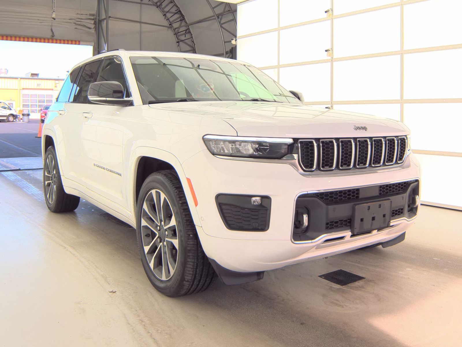 2022 Jeep Grand Cherokee Overland AWD