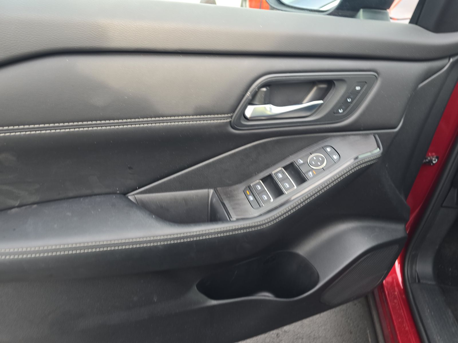 2025 Nissan Rogue SL FWD