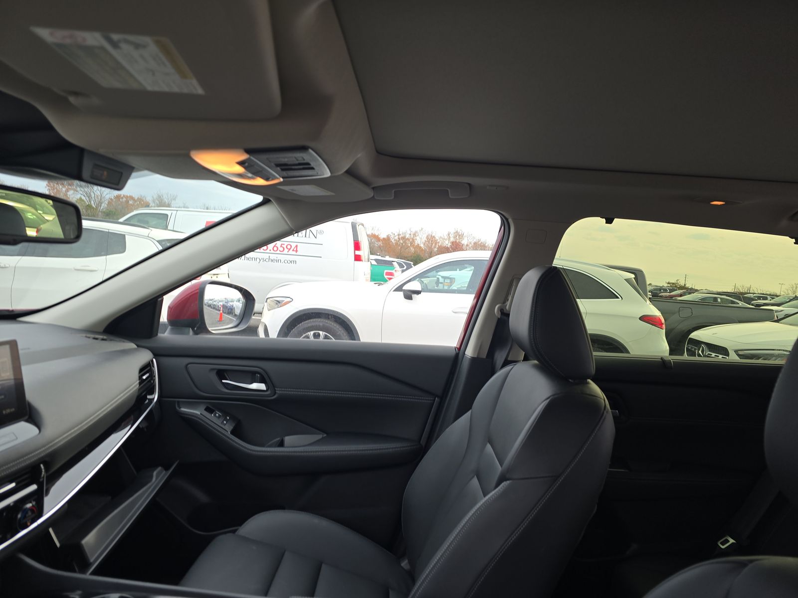 2025 Nissan Rogue SL FWD