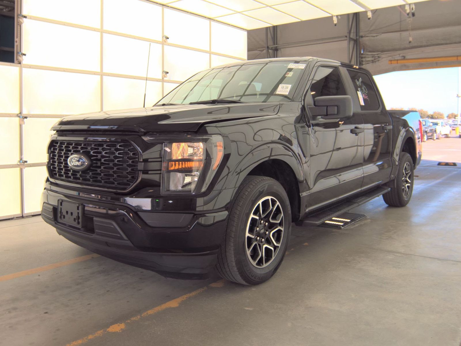 2023 Ford F-150 XL RWD