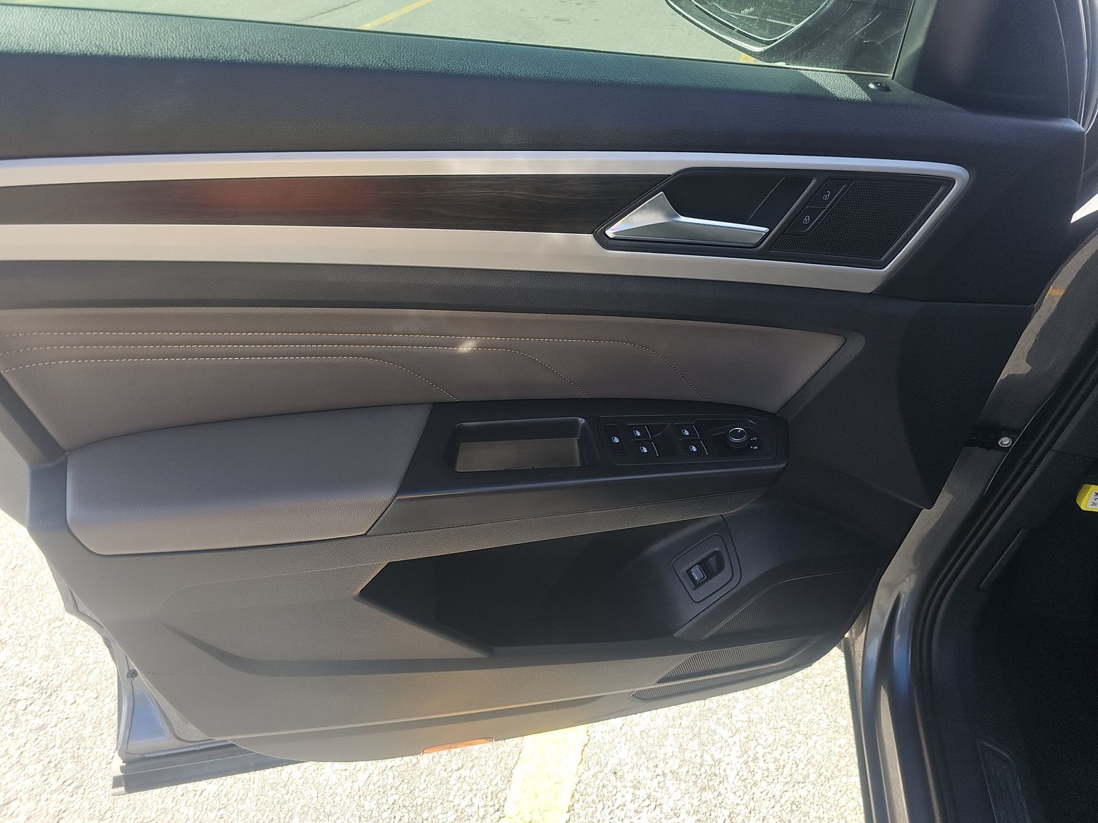 2023 Volkswagen Atlas 3.6L SE FWD