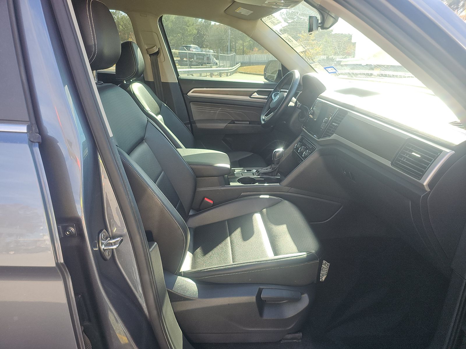 2023 Volkswagen Atlas 3.6L SE FWD