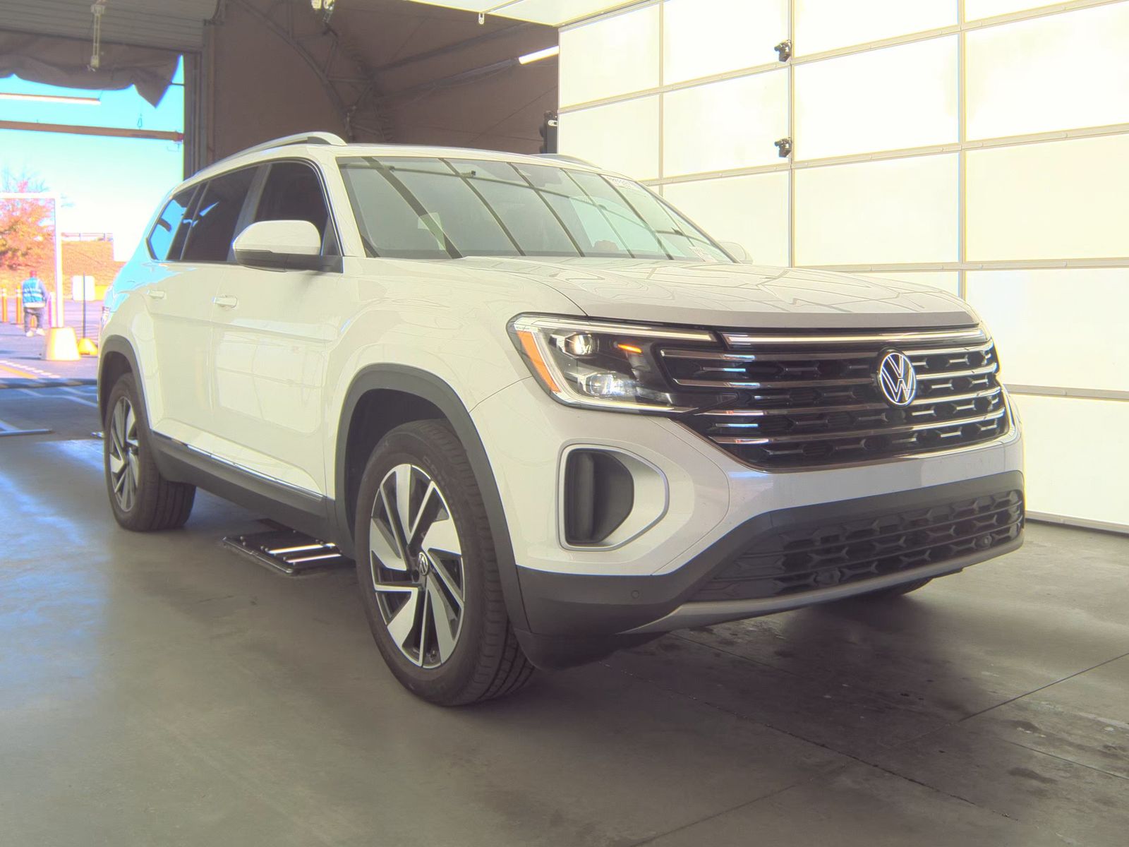 2024 Volkswagen Atlas 2.0T SEL AWD