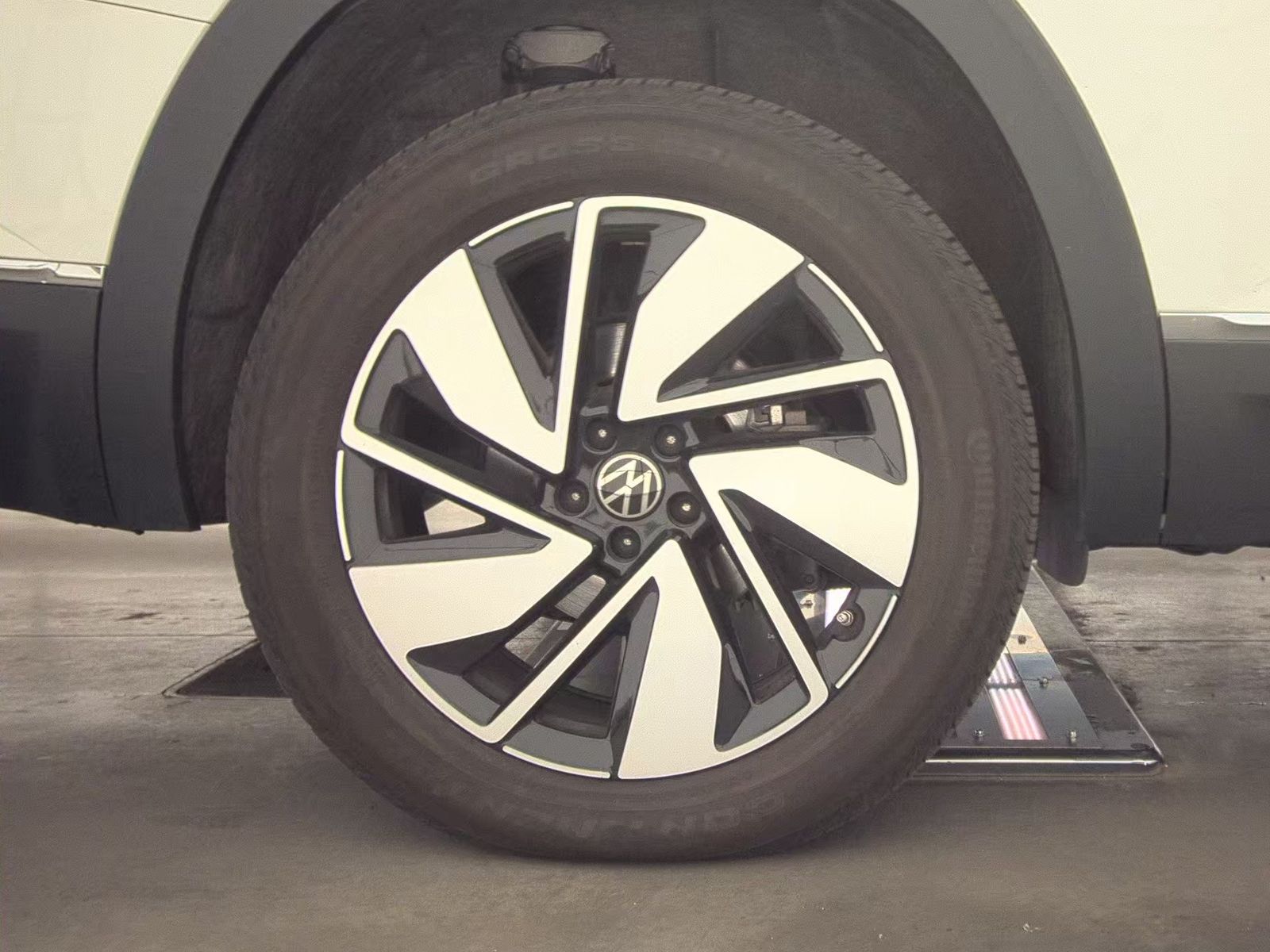 2024 Volkswagen Atlas 2.0T SEL AWD