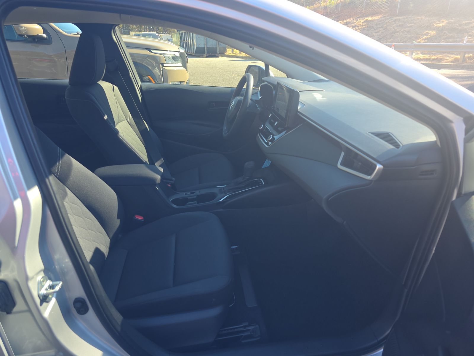 2025 Toyota Corolla Hybrid LE FWD