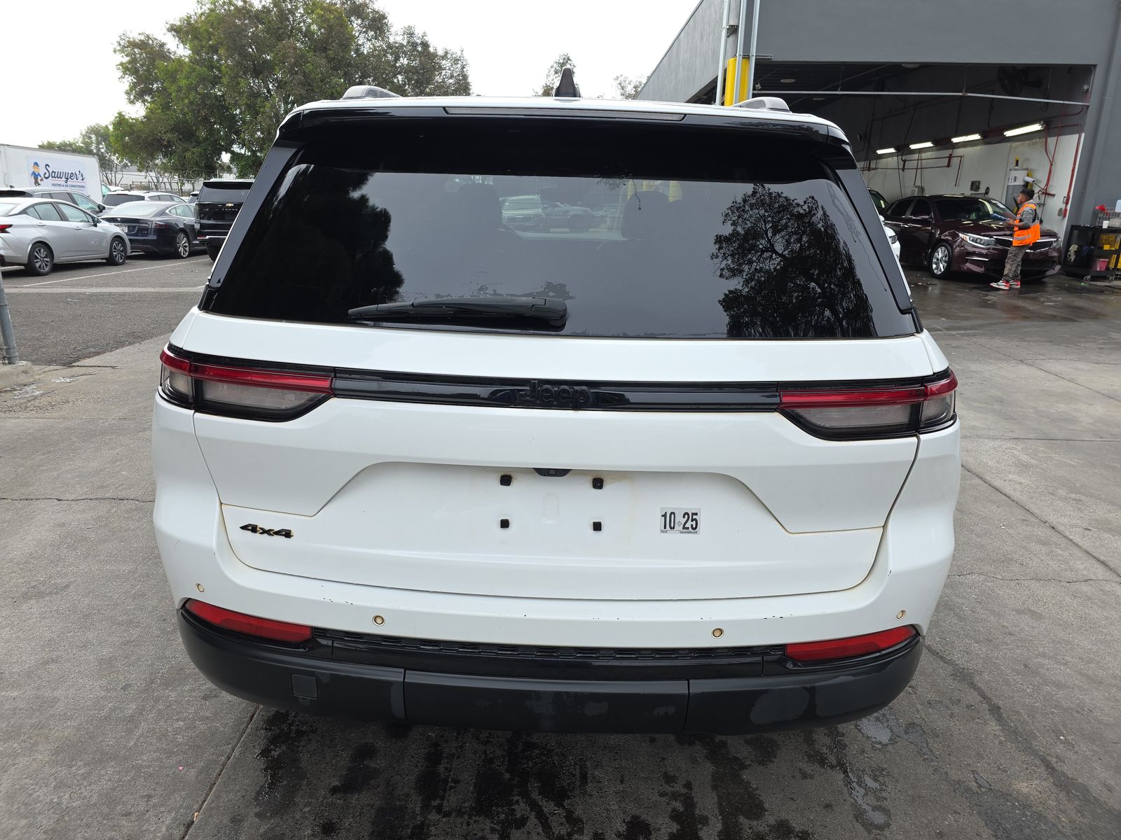 2023 Jeep Grand Cherokee Altitude AWD