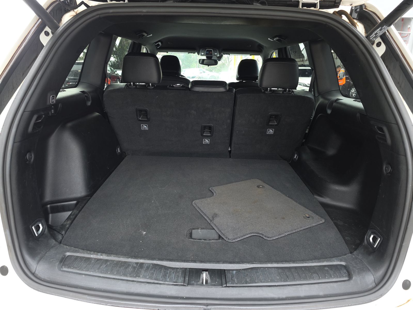 2023 Jeep Grand Cherokee Altitude AWD